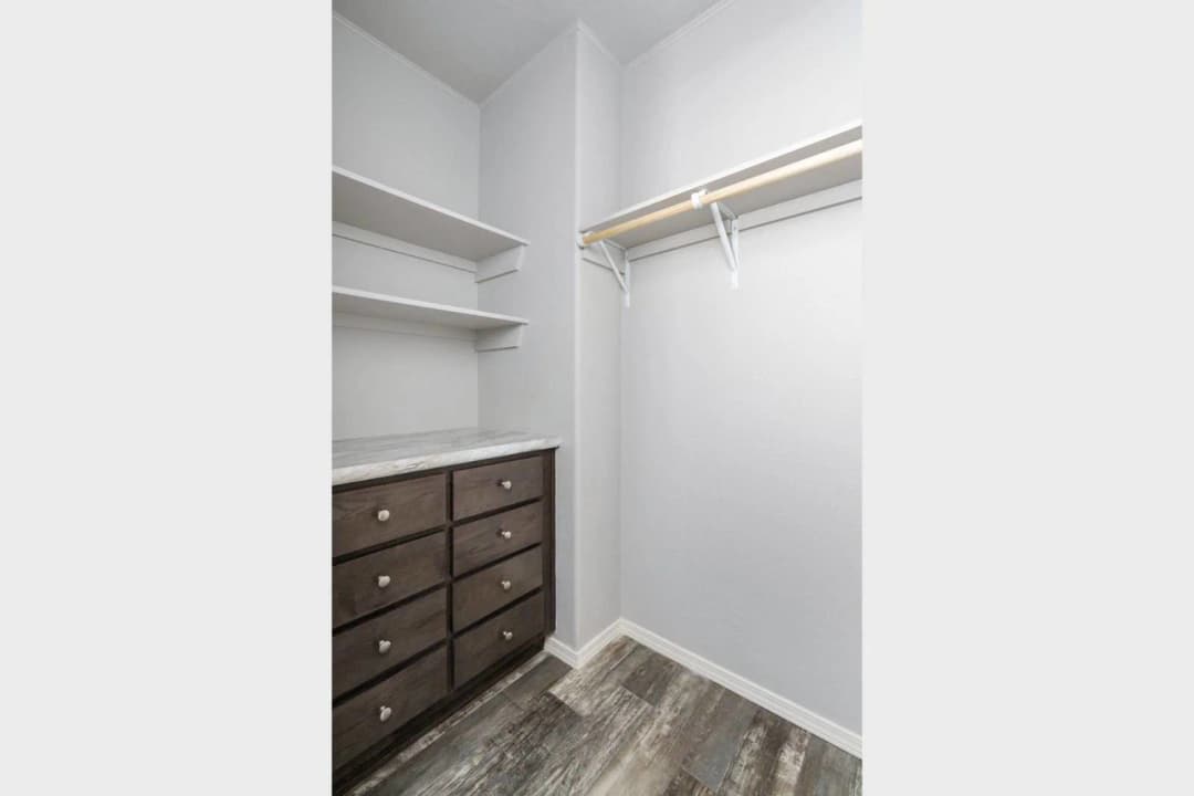 Dreamworks / dw-4603f interior home features