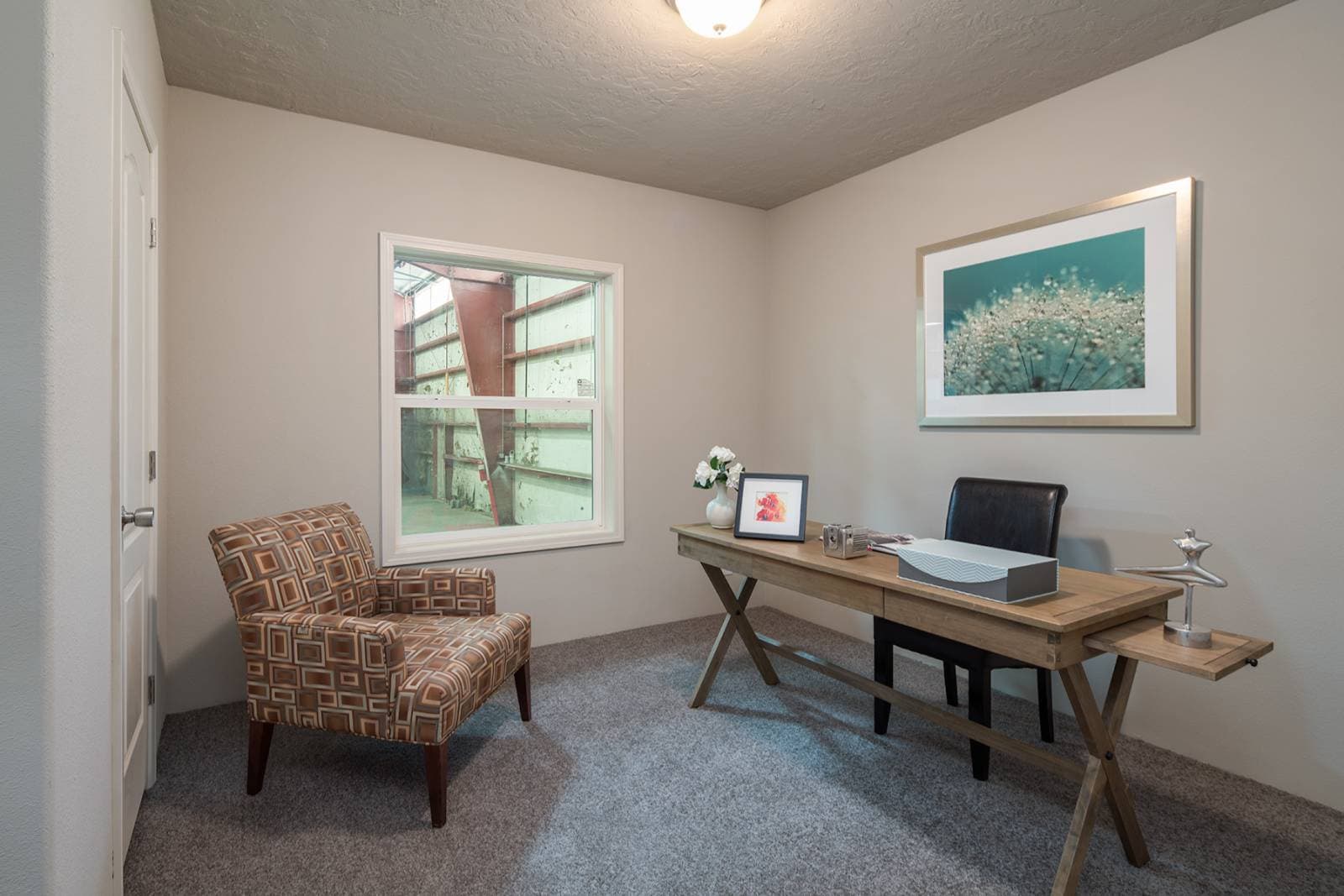 On sale now up to $10,000 off / dreamworks dw-4483b  home features