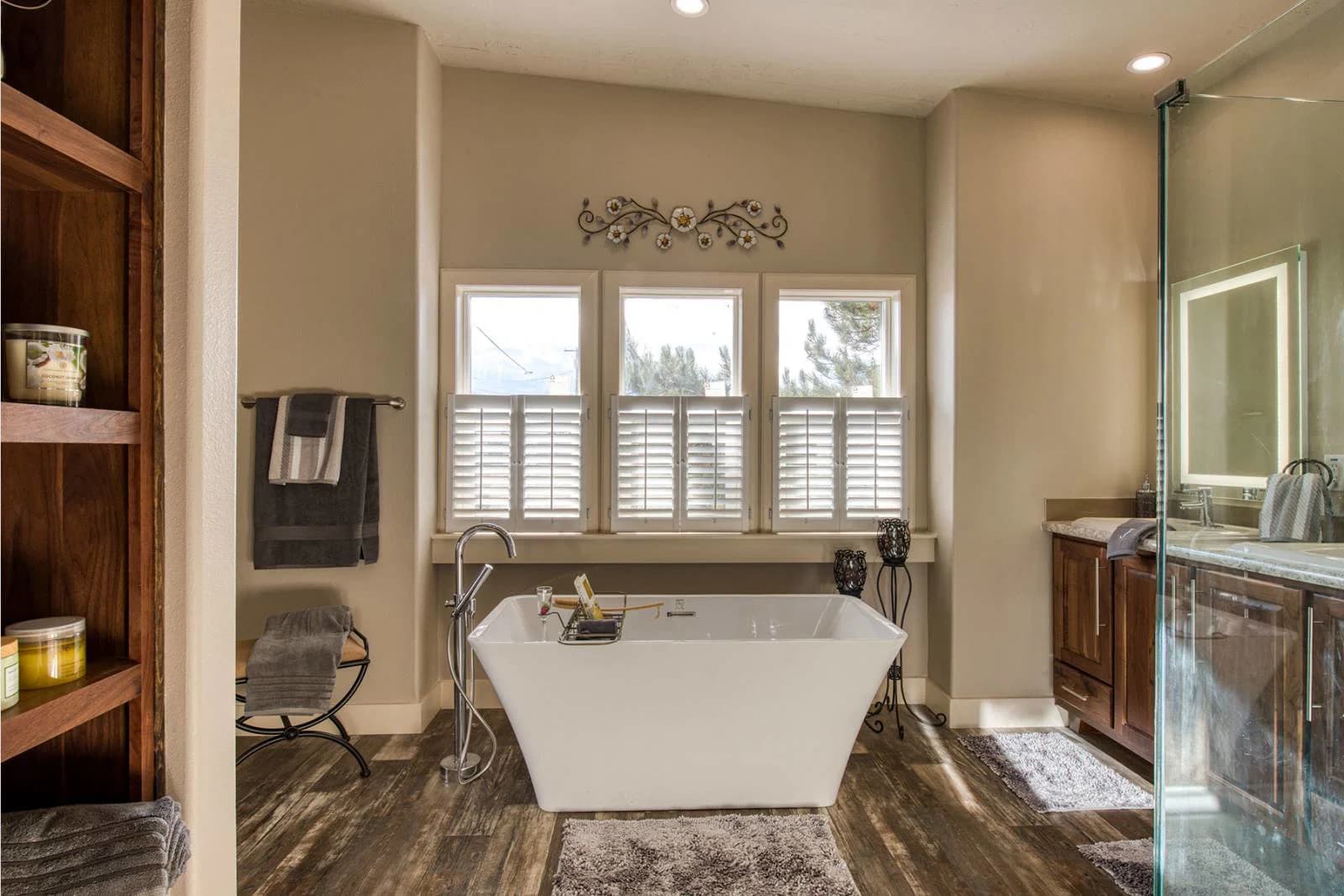 On sale now up to $10,000 off / hidden valley hv6623m bathroom home features
