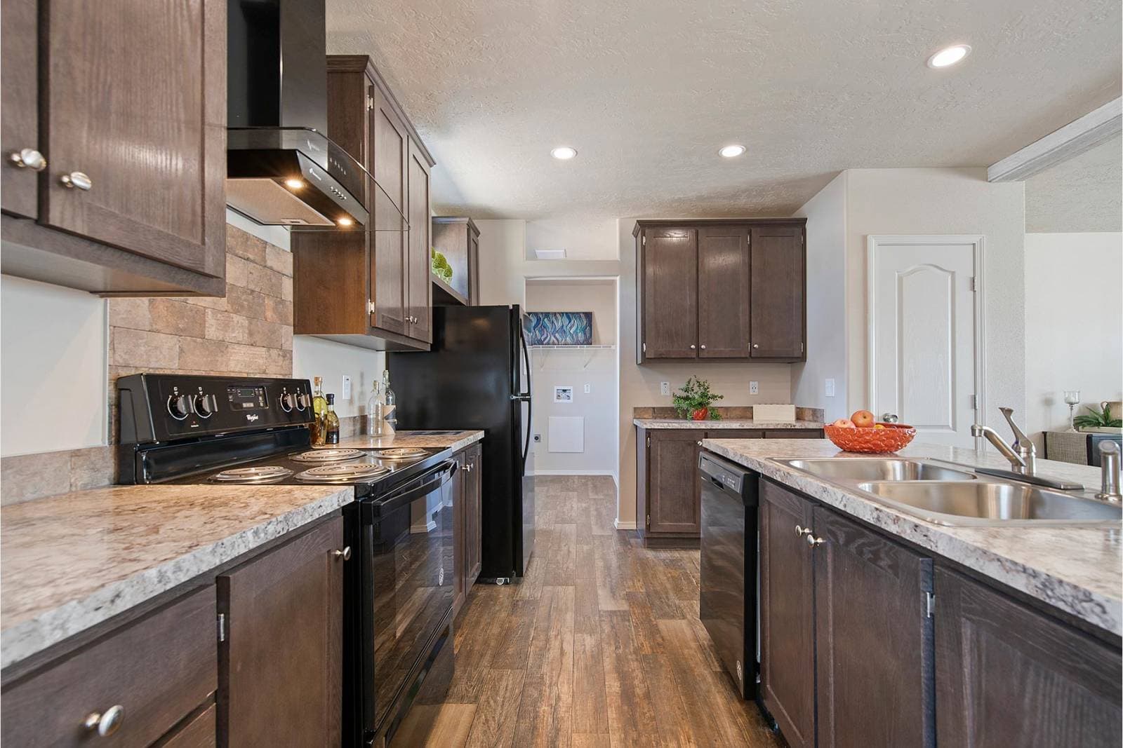 On sale now up to $10,000 off / dreamworks dw-4483b kitchen home features