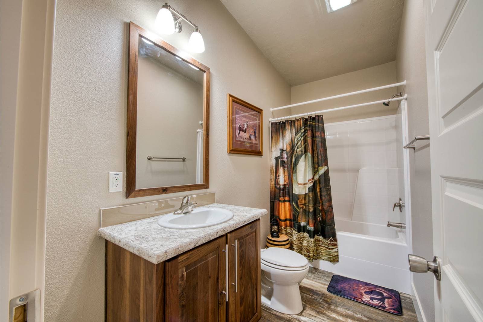 On sale now up to $10,000 off / hidden valley hv6623m bathroom home features