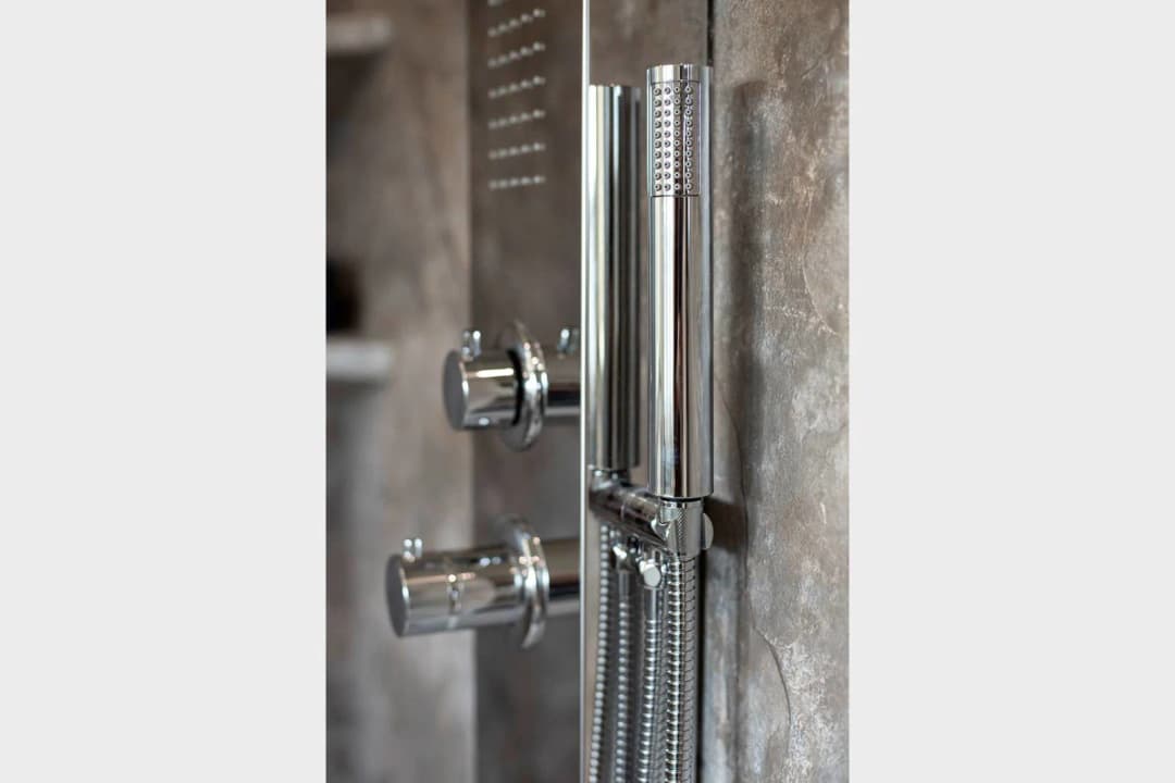 On sale now up to $10,000 off / hidden valley hv6623m bathroom home features