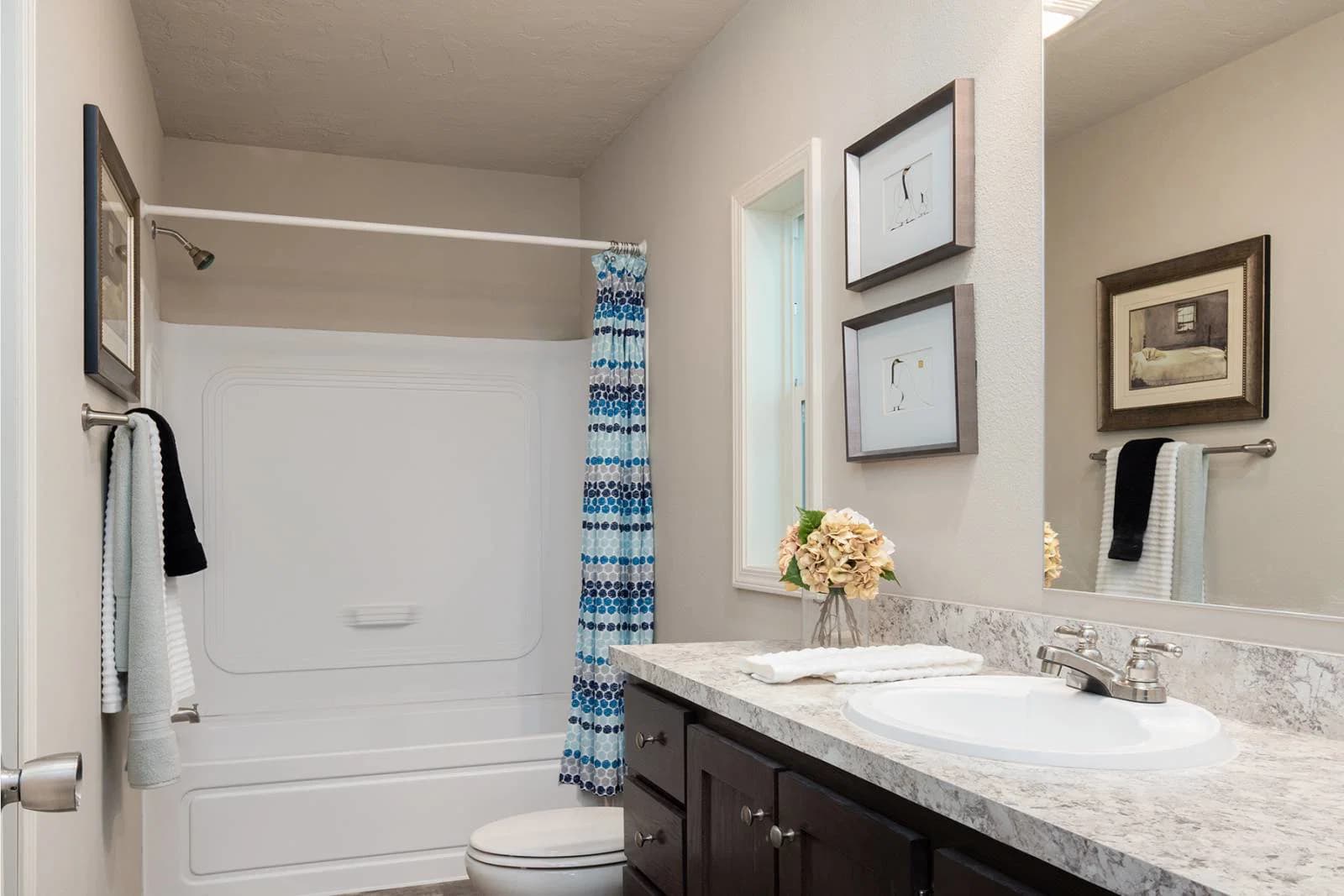 On sale now up to $10,000 off / dreamworks dw-4483b bathroom home features