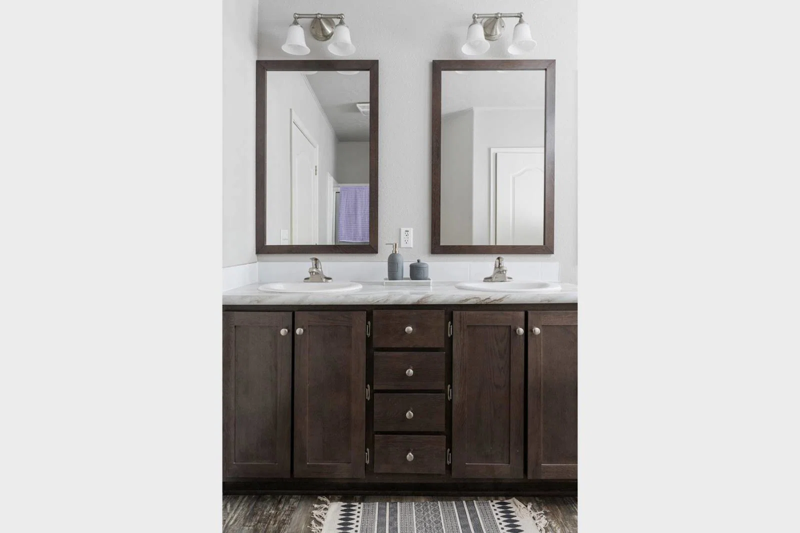 Dreamworks / dw-4603f bathroom home features