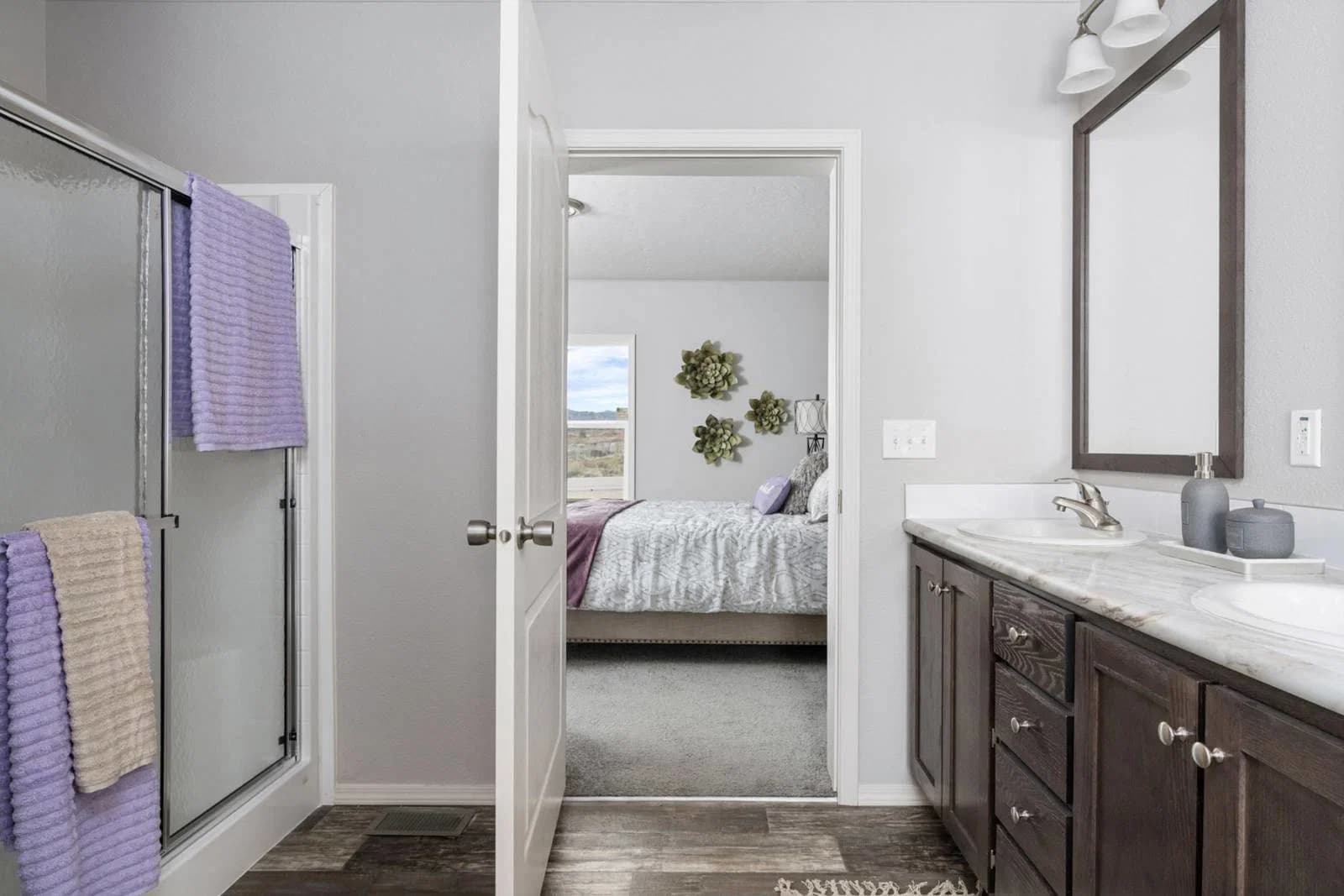 Dreamworks / dw-4603f bathroom home features
