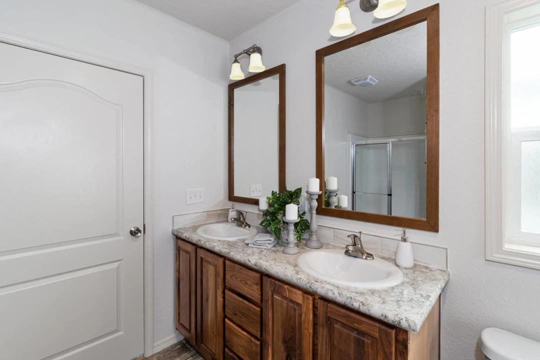 Dreamworks / dw-4603f bathroom home features
