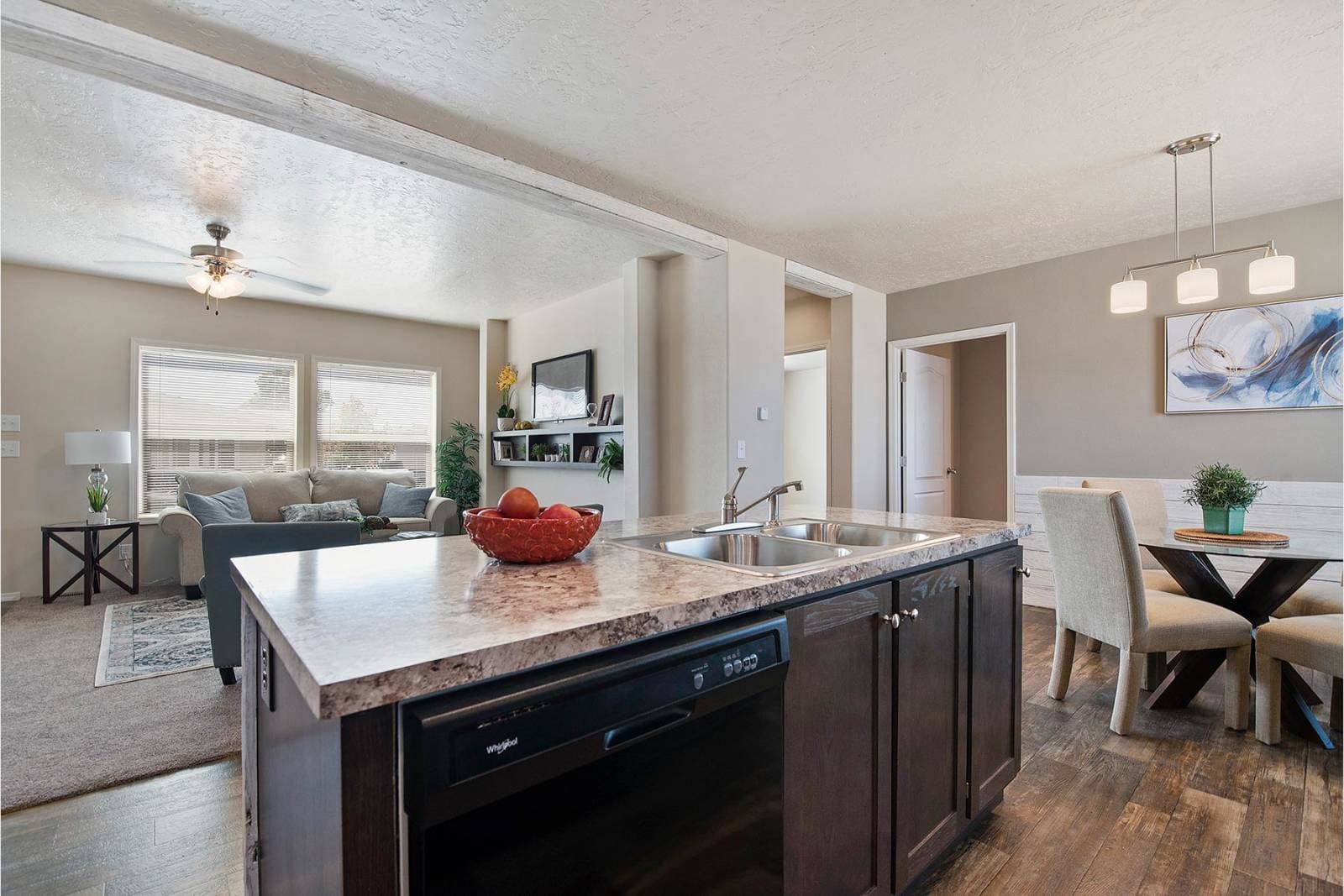 On sale now up to $10,000 off / dreamworks dw-4483b kitchen home features