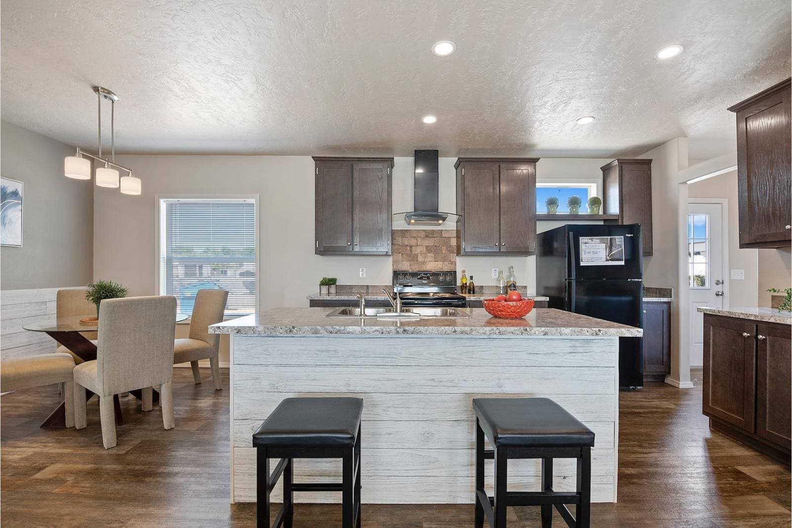 On sale now up to $10,000 off / dreamworks dw-4483b kitchen home features
