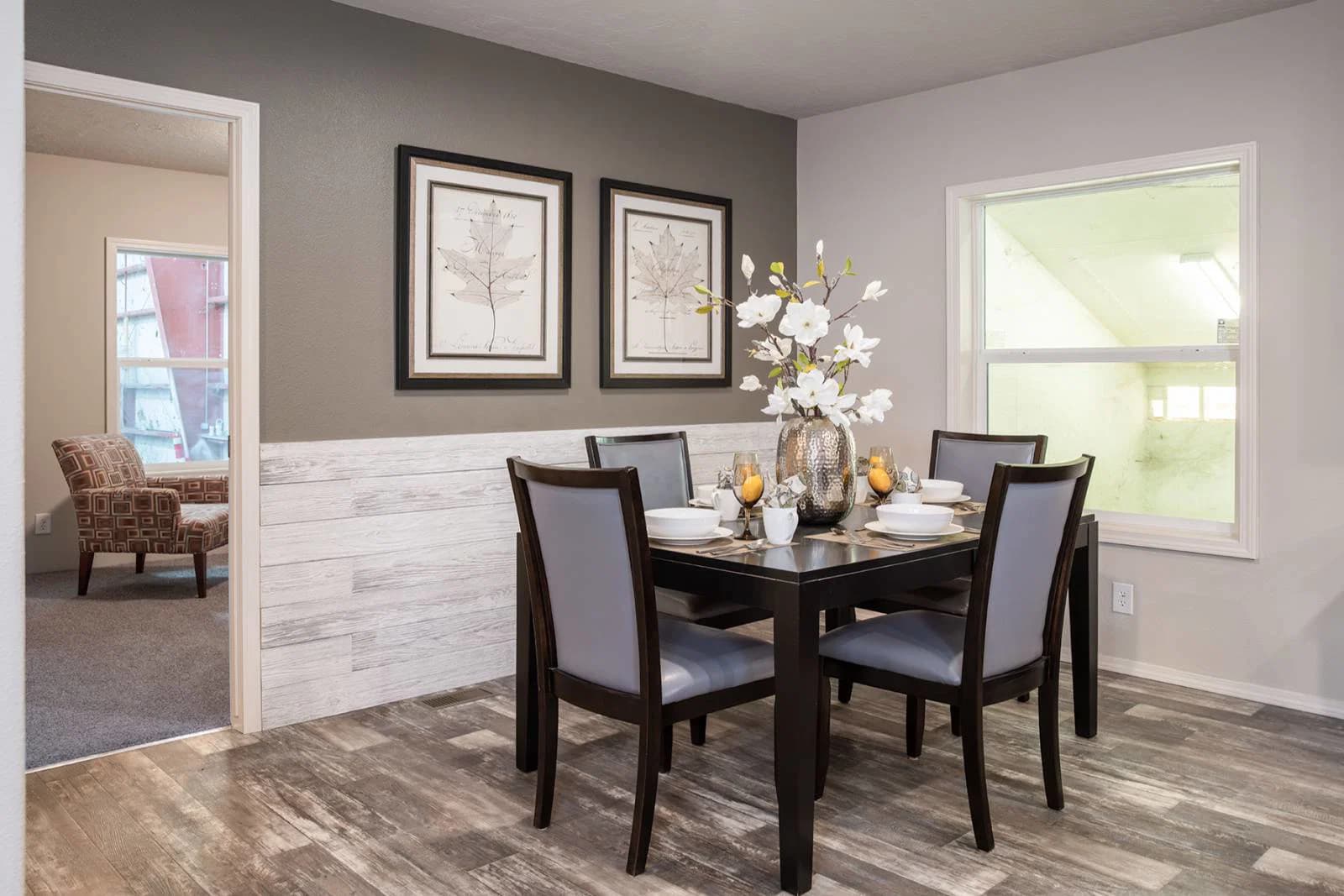 On sale now up to $10,000 off / dreamworks dw-4483b  home features