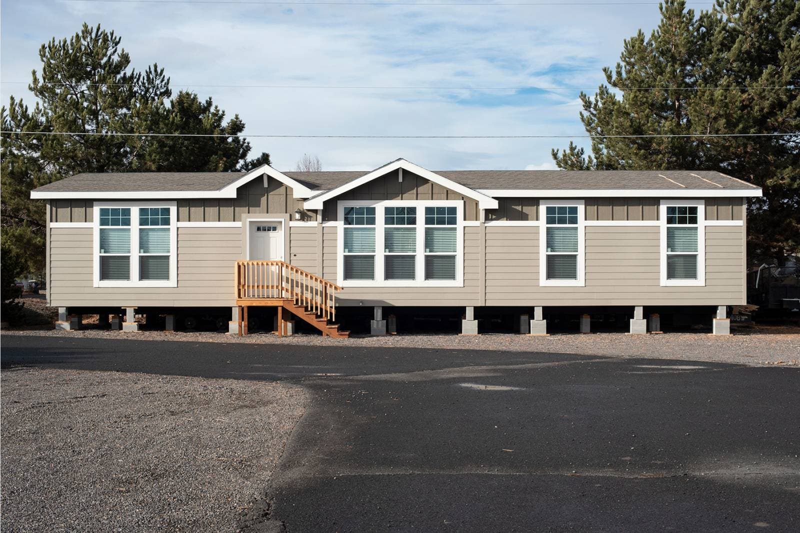 On sale now up to $10,000 off / hidden valley hv6623m exterior home features